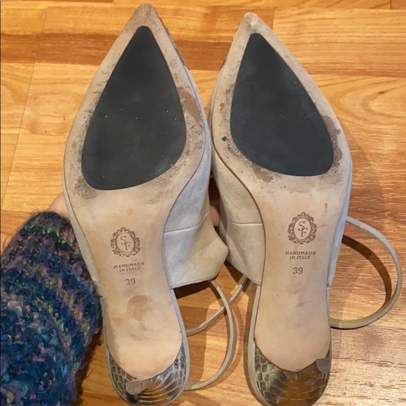 Pointed Toe Stiletto Pumps with Ankle Strap - Picture 8 of 9